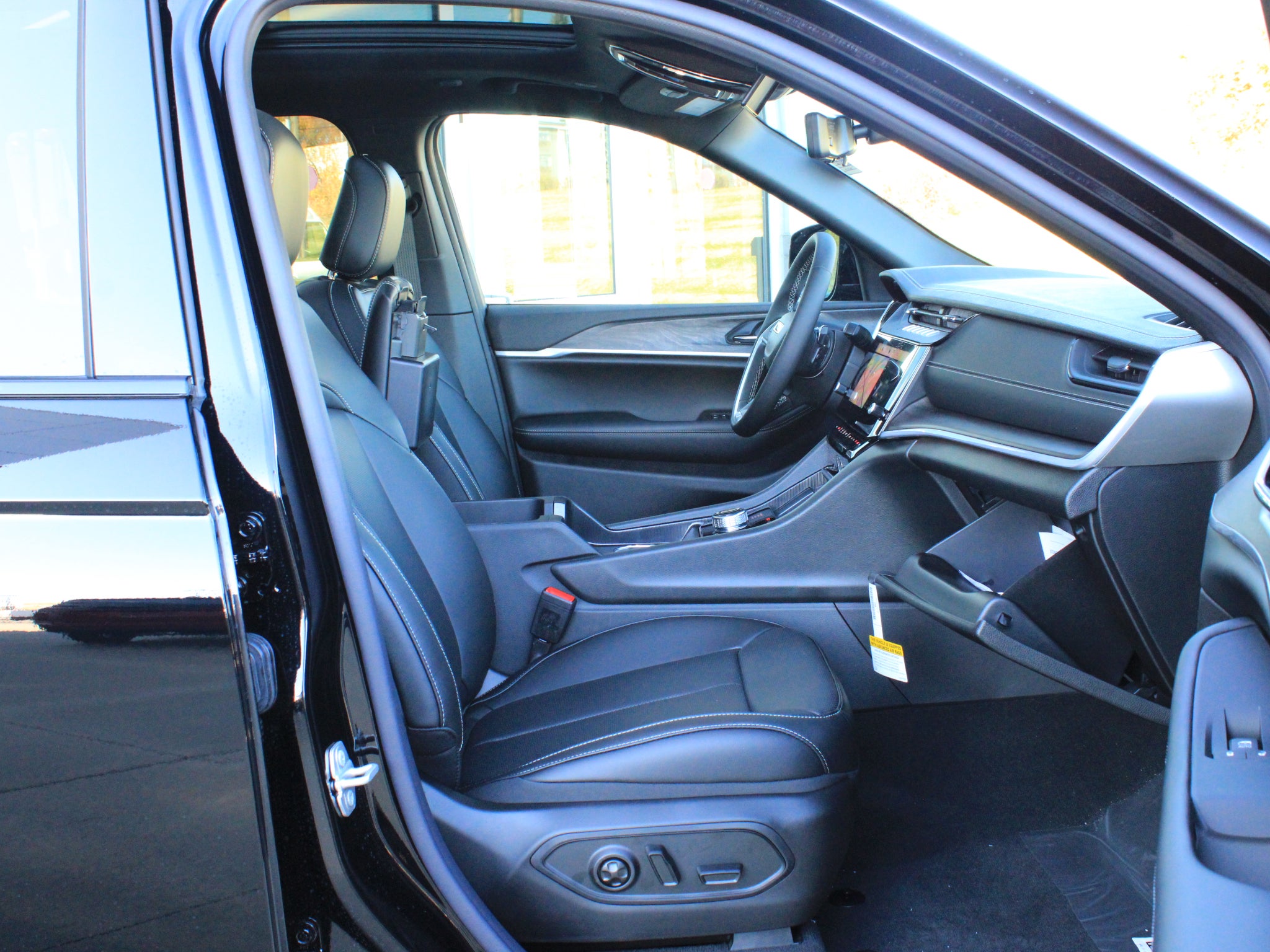 2027 Jeep Grand Cherokee Limited