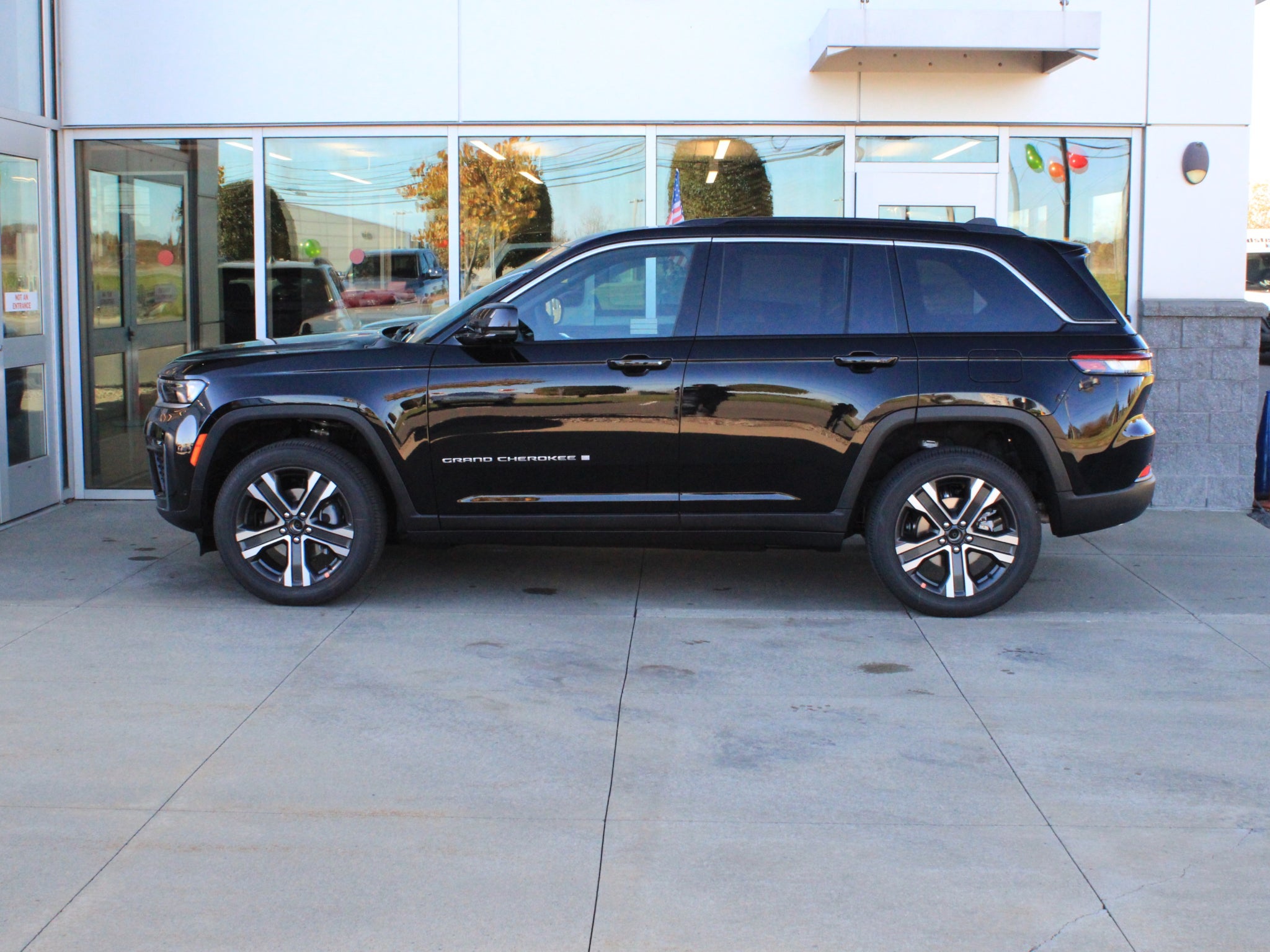 2027 Jeep Grand Cherokee Limited