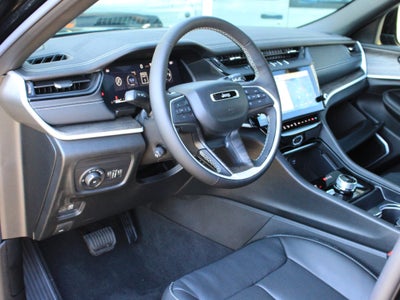 2027 Jeep Grand Cherokee Limited Reserve