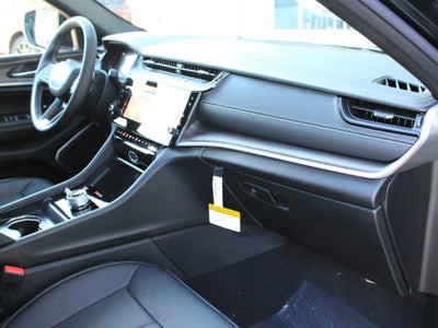 2027 Jeep Grand Cherokee Limited Reserve