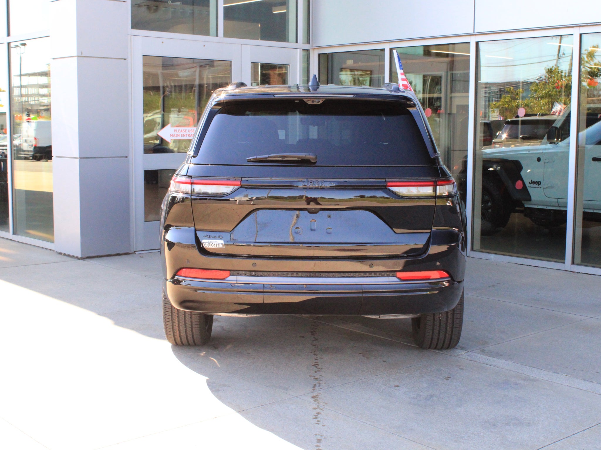 2027 Jeep Grand Cherokee Limited Reserve