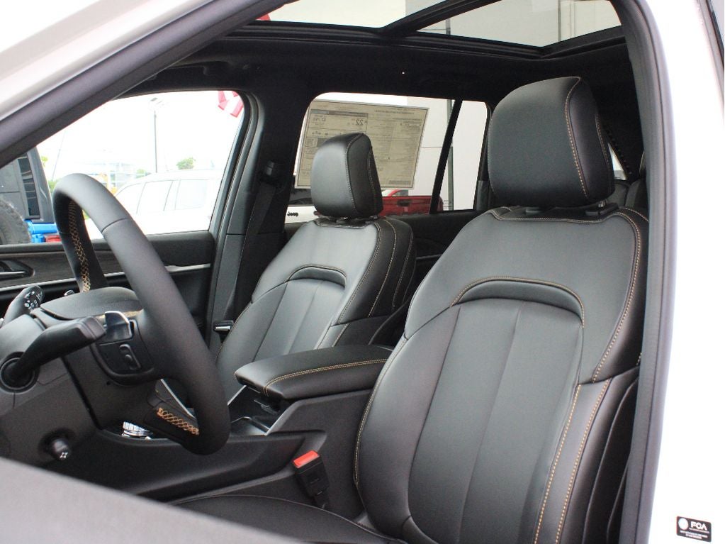 2026 Jeep Grand Cherokee 85th Anniversary Edition
