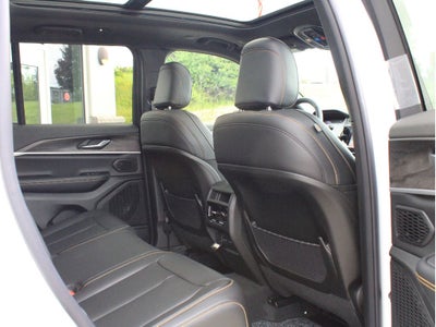 2026 Jeep Grand Cherokee 85th Anniversary Edition