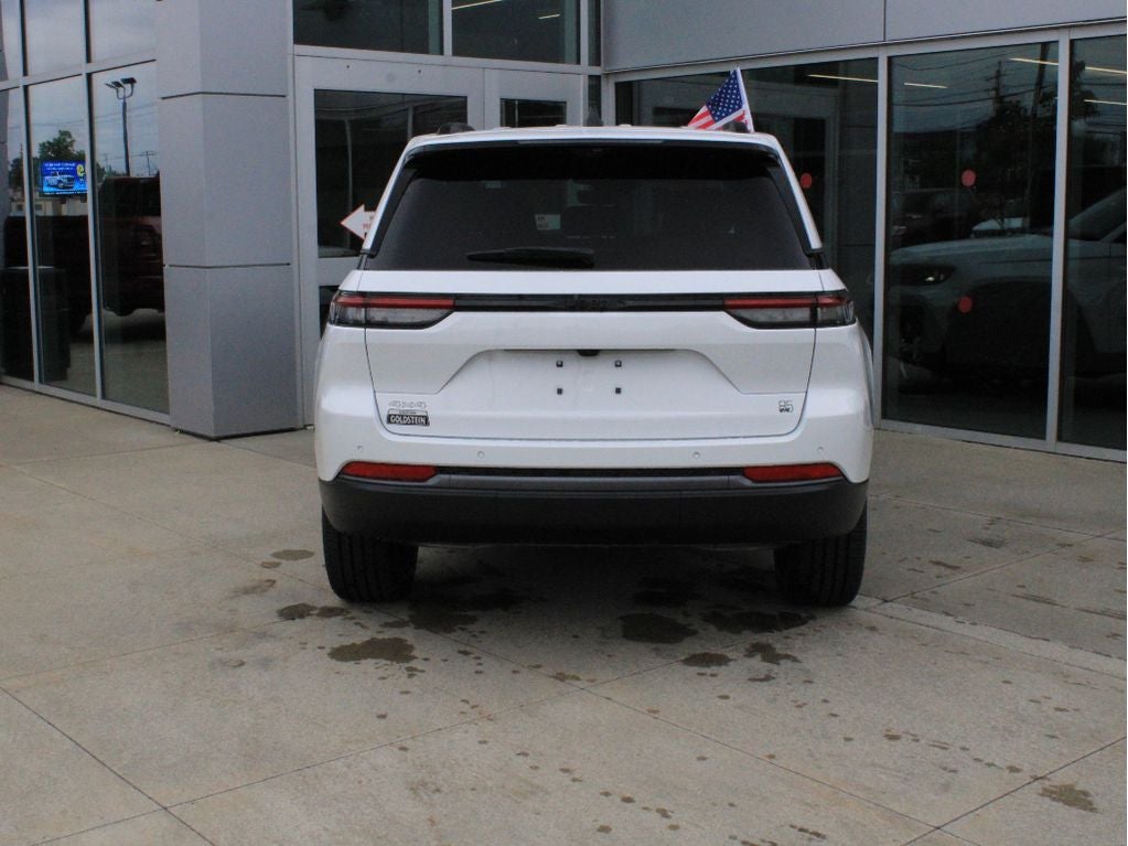 2026 Jeep Grand Cherokee 85th Anniversary Edition