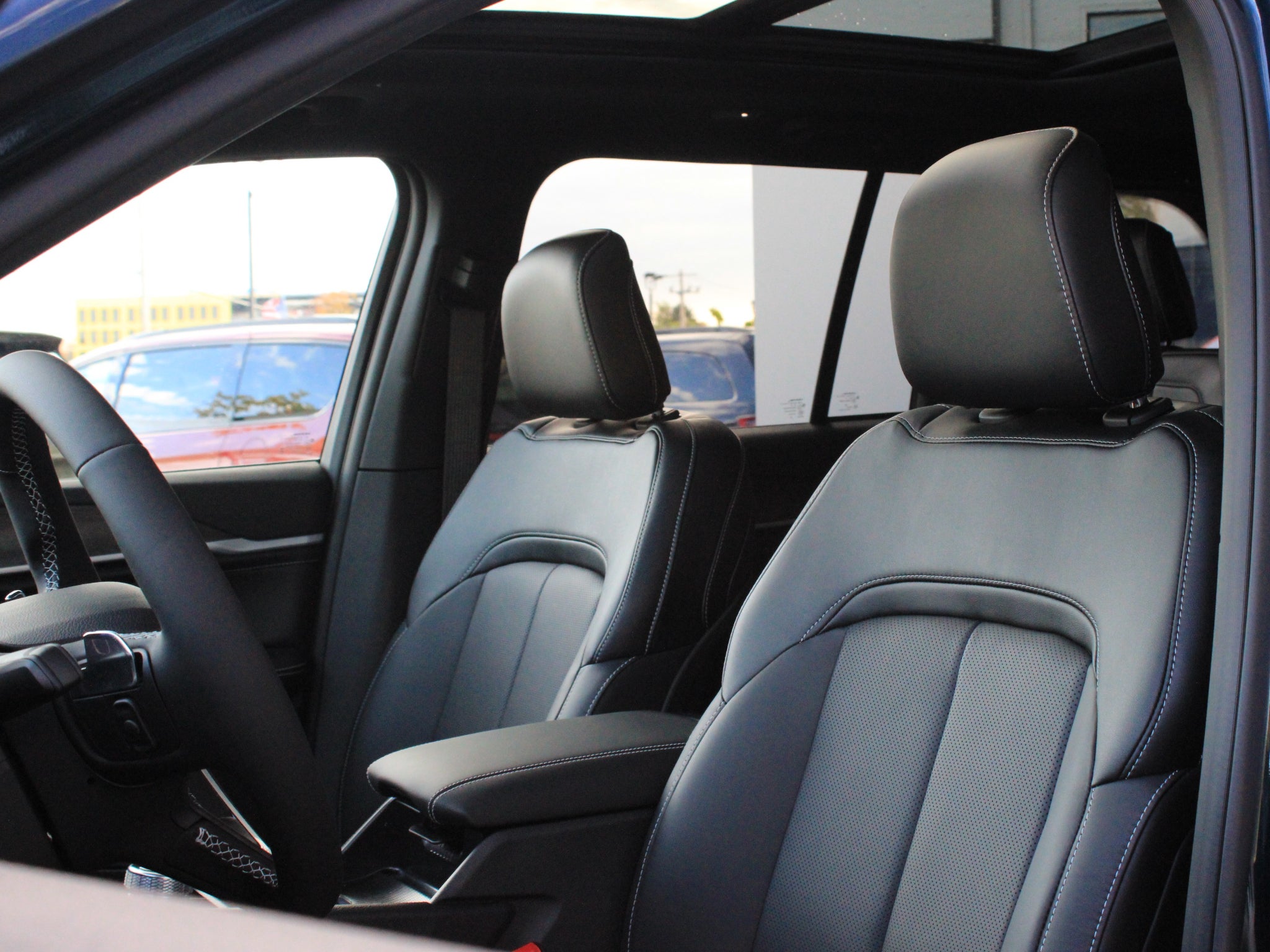 2027 Jeep Grand Cherokee Limited Reserve
