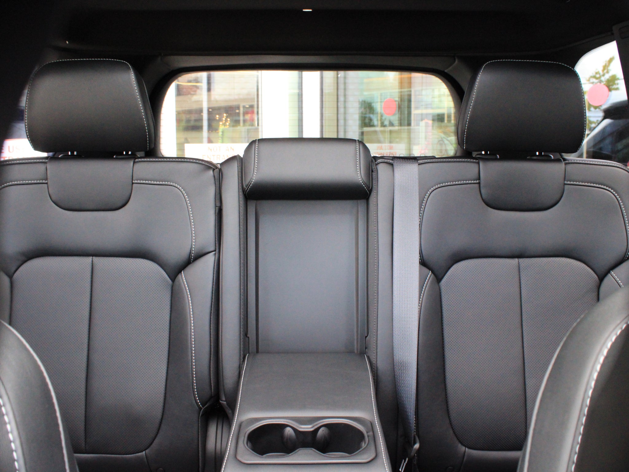 2027 Jeep Grand Cherokee Limited Reserve