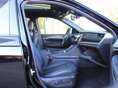 2027 Jeep Grand Cherokee Limited Reserve