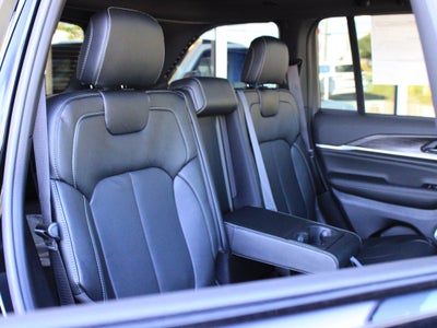 2027 Jeep Grand Cherokee Limited Reserve