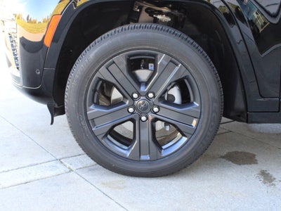 2027 Jeep Grand Cherokee Limited Reserve