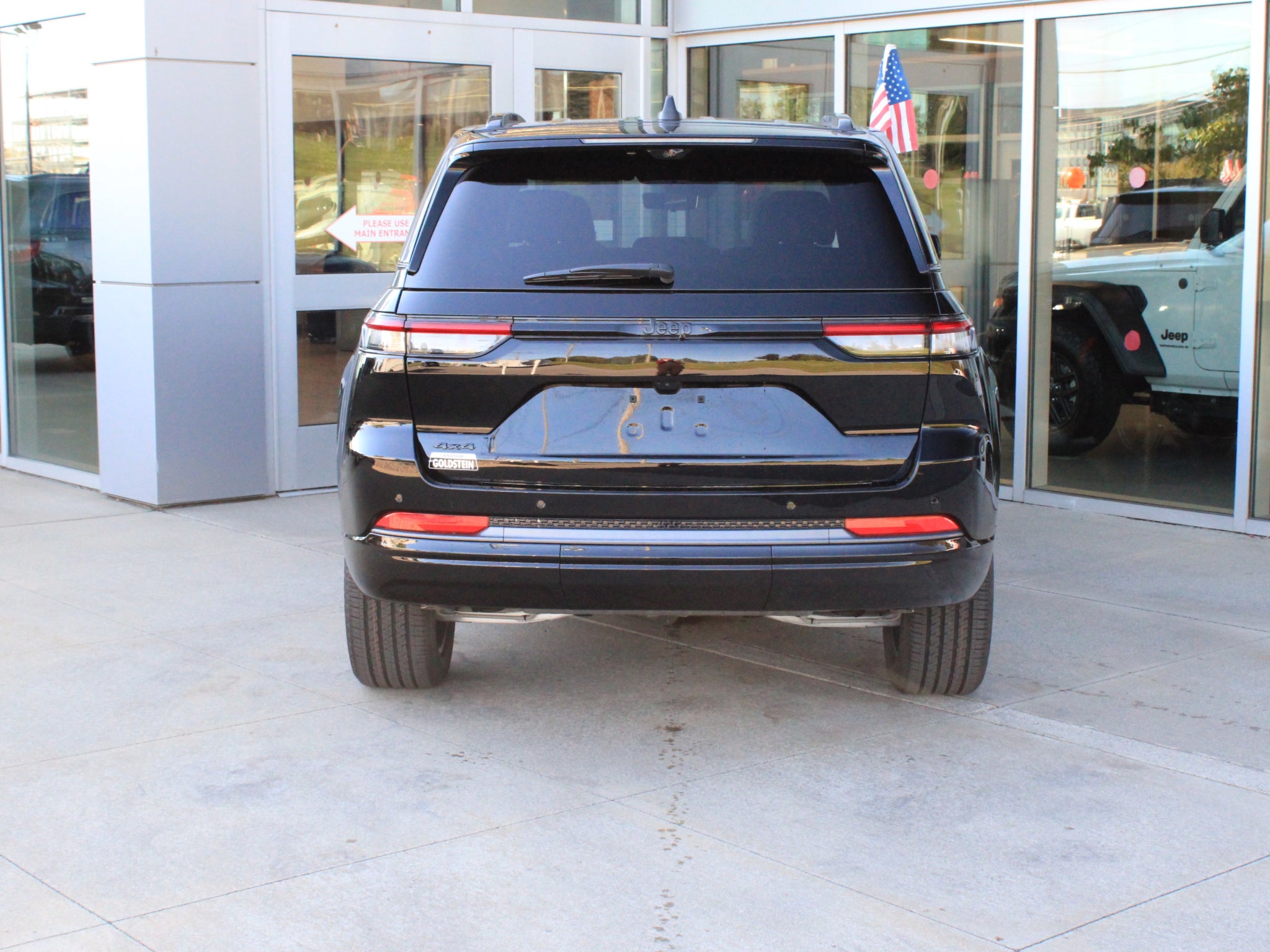 2027 Jeep Grand Cherokee Limited Reserve