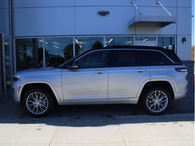 2025 Jeep Grand Cherokee Summit