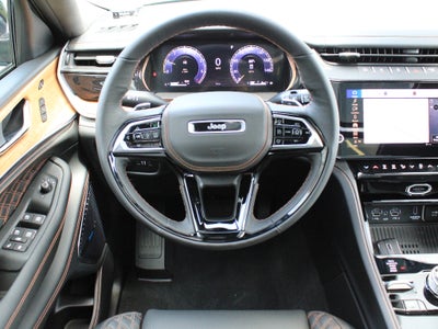 2026 Jeep Grand Cherokee Summit