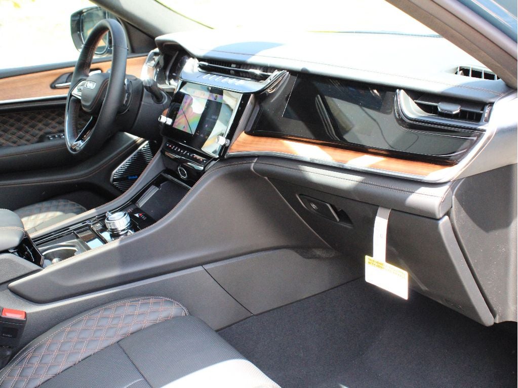 2026 Jeep Grand Cherokee Summit