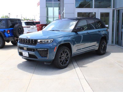 2026 Jeep Grand Cherokee Summit