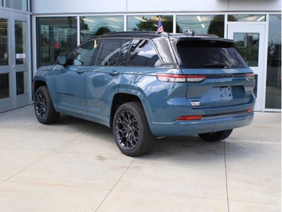 2026 Jeep Grand Cherokee Summit