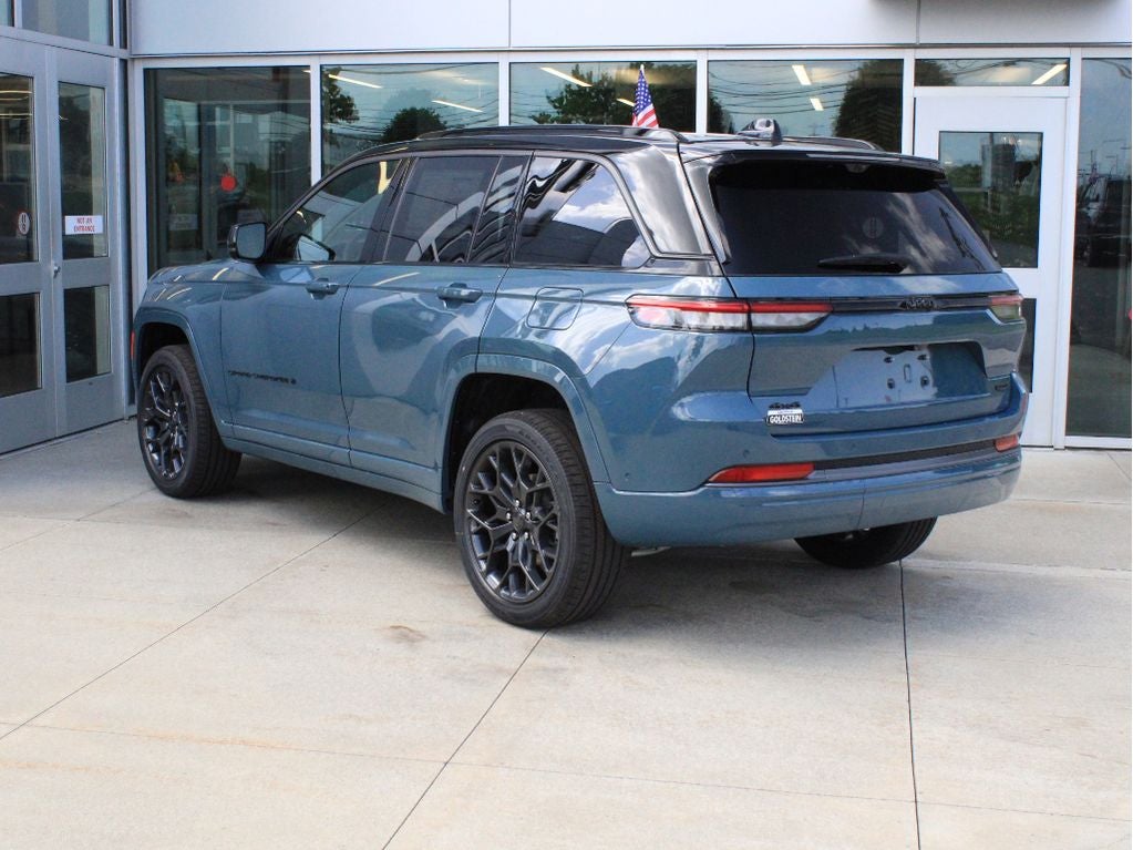 2026 Jeep Grand Cherokee Summit