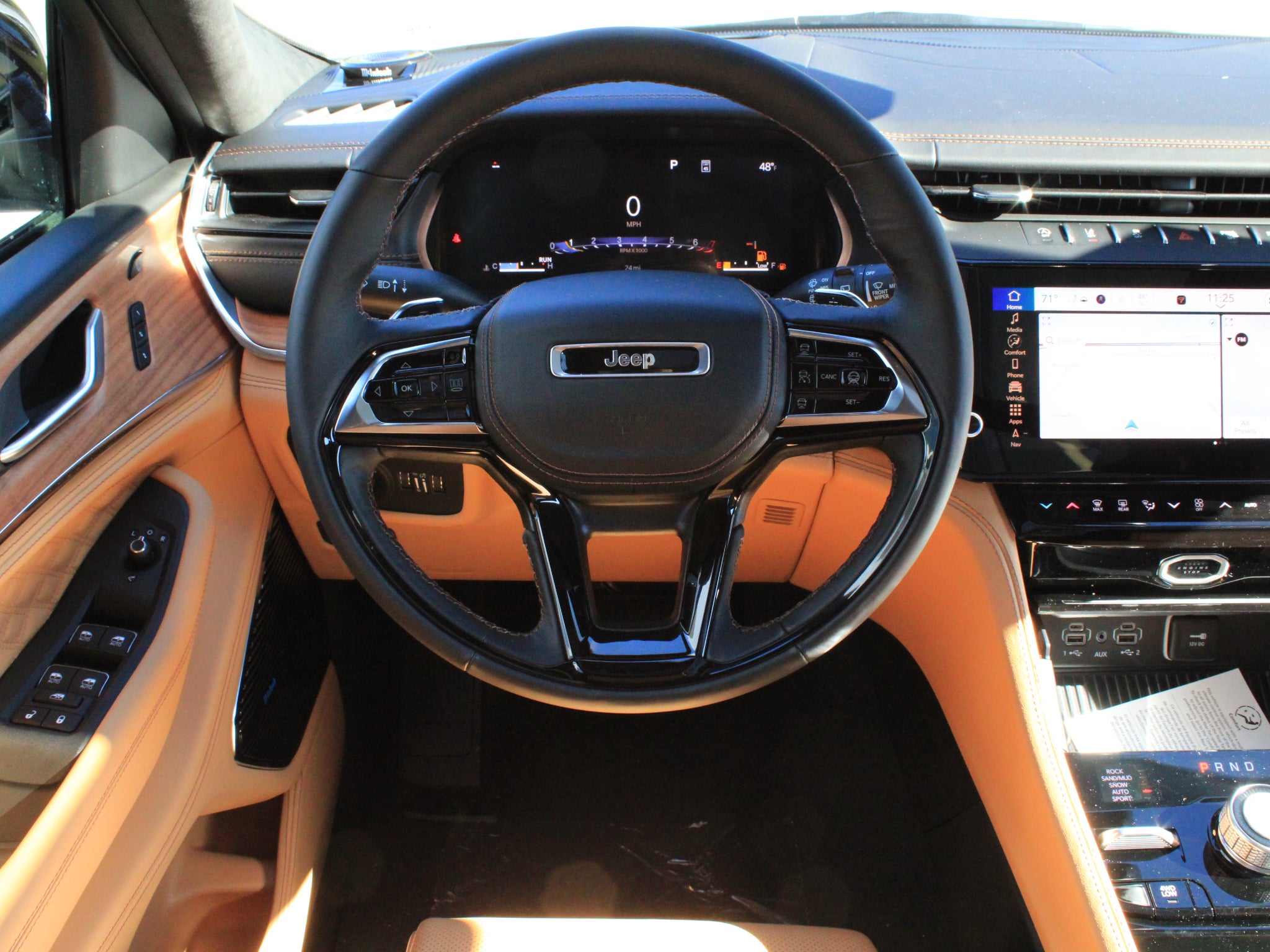 2027 Jeep Grand Cherokee Summit
