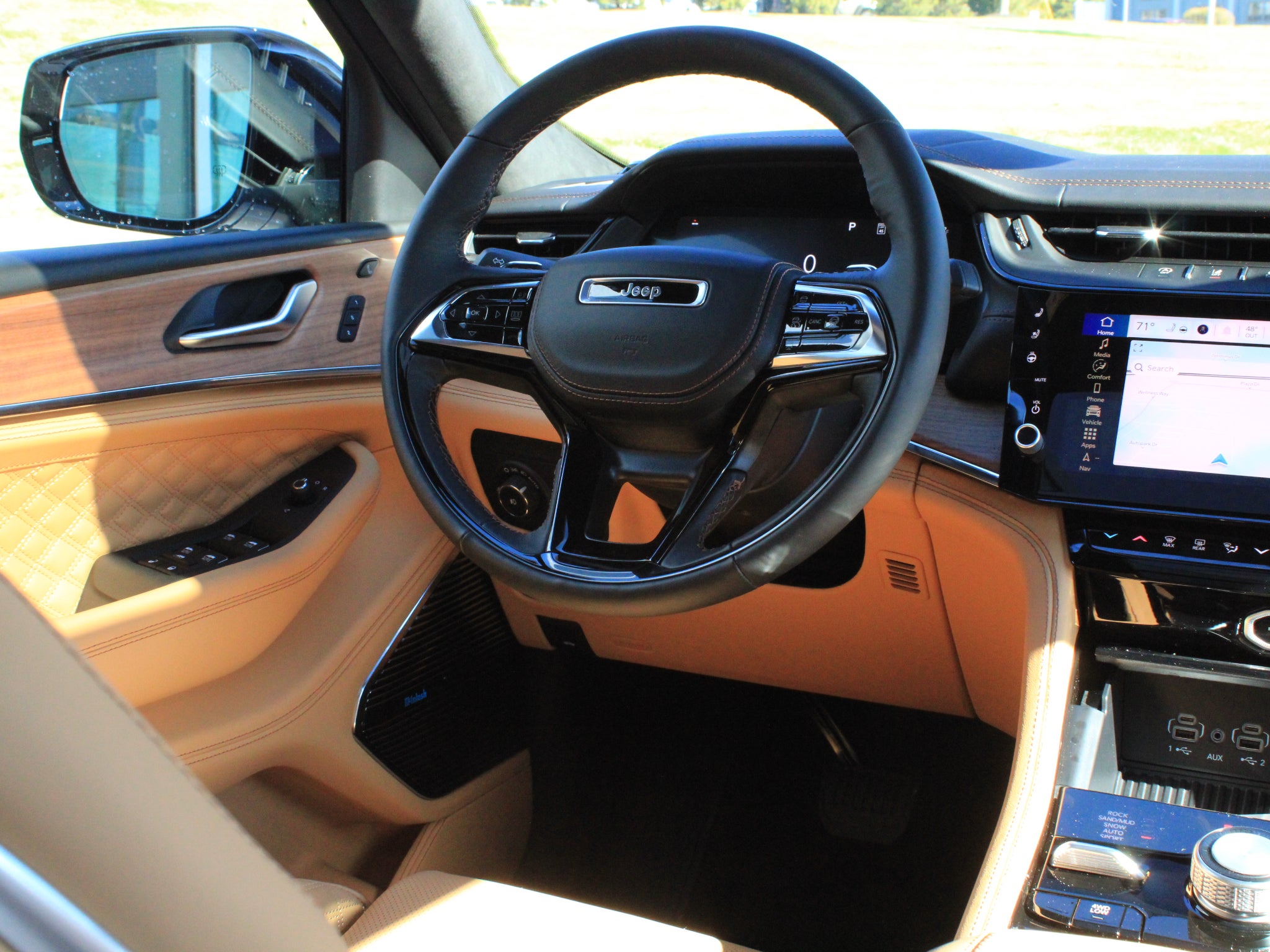 2027 Jeep Grand Cherokee Summit
