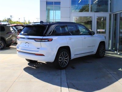 2027 Jeep Grand Cherokee Summit