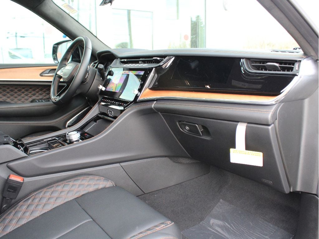 2026 Jeep Grand Cherokee Summit