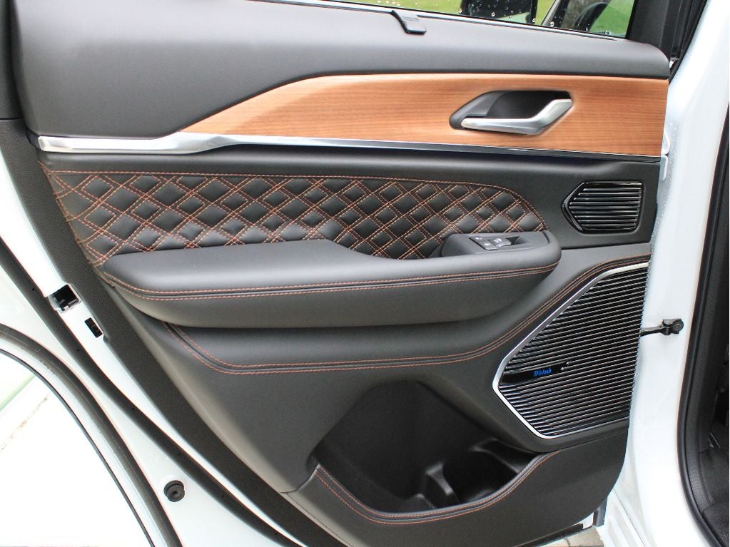 2026 Jeep Grand Cherokee Summit