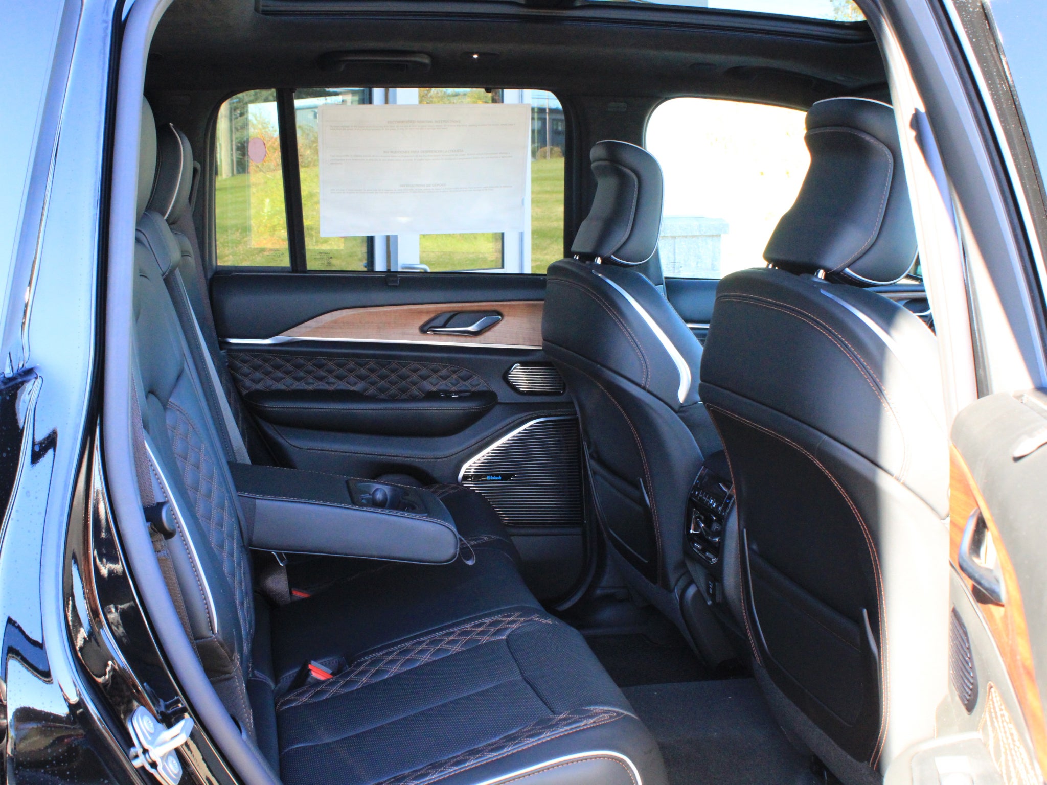 2027 Jeep Grand Cherokee Summit
