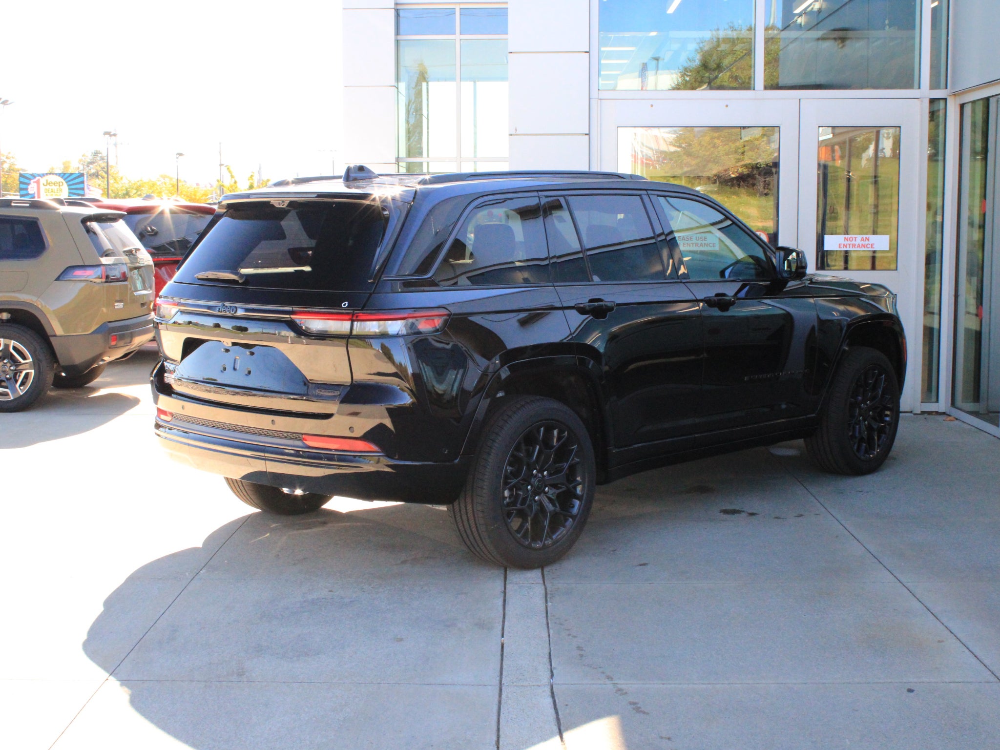 2027 Jeep Grand Cherokee Summit
