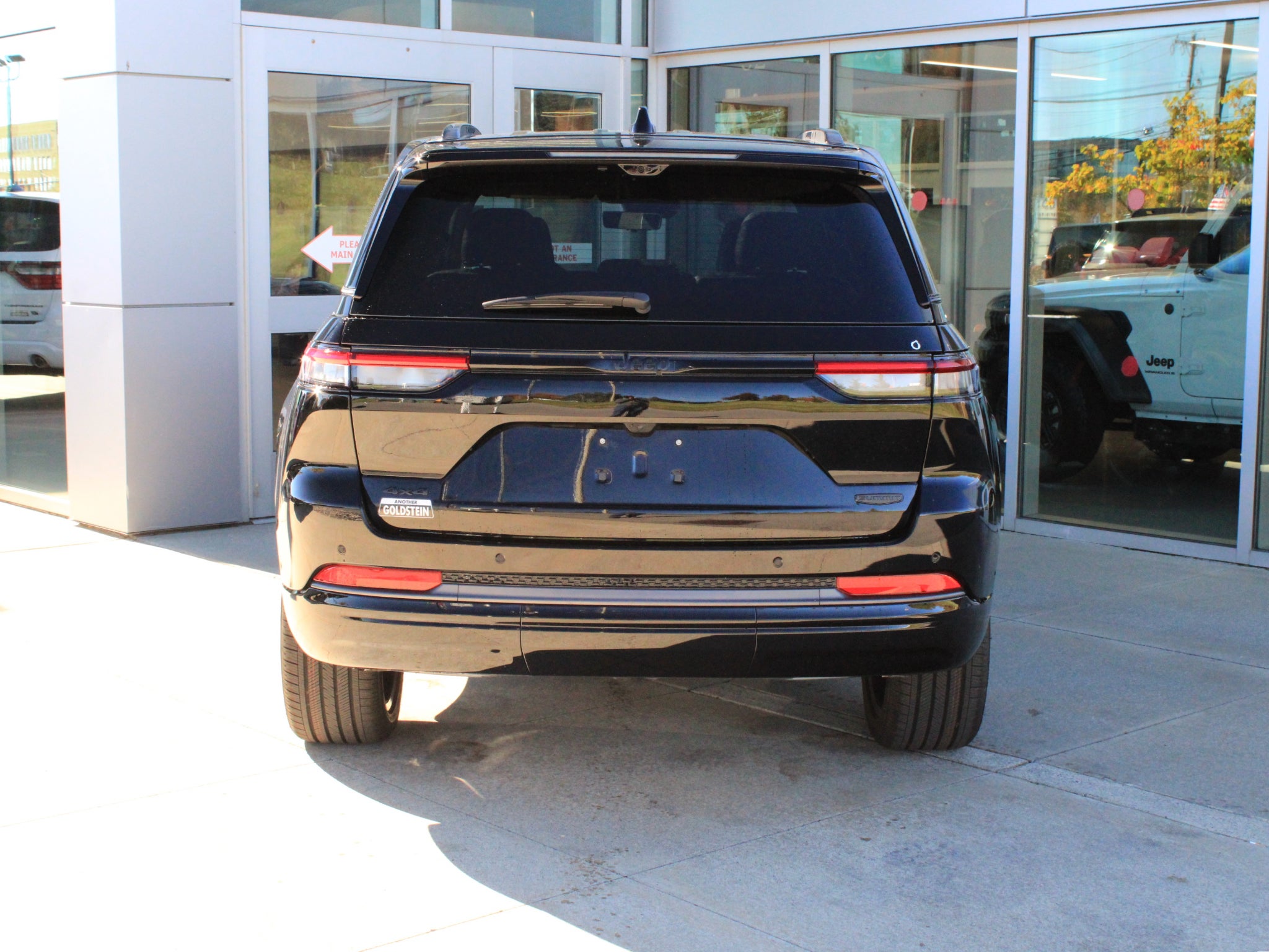 2027 Jeep Grand Cherokee Summit