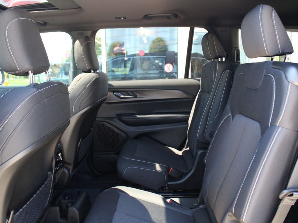 2025 Jeep Grand Cherokee L Laredo X