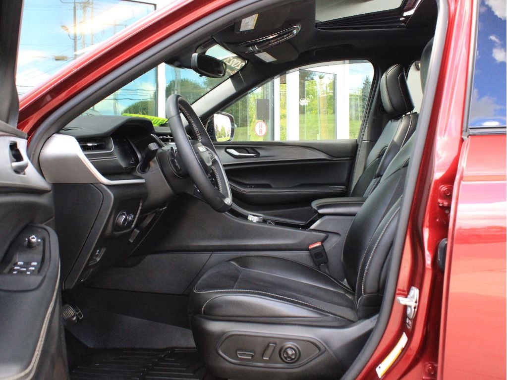 2023 Jeep Grand Cherokee L Altitude