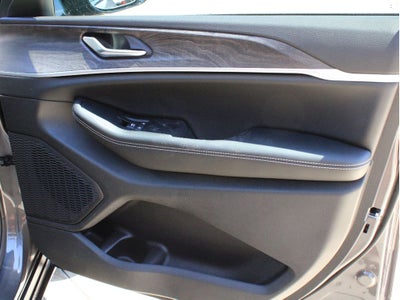 2026 Jeep Grand Cherokee L Laredo Altitude