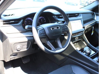 2026 Jeep Grand Cherokee L Laredo Altitude
