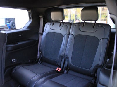 2026 Jeep Grand Cherokee L Laredo Altitude