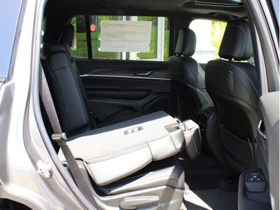 2026 Jeep Grand Cherokee L Laredo Altitude