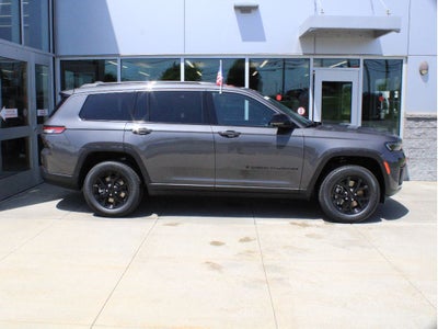 2026 Jeep Grand Cherokee L Laredo Altitude