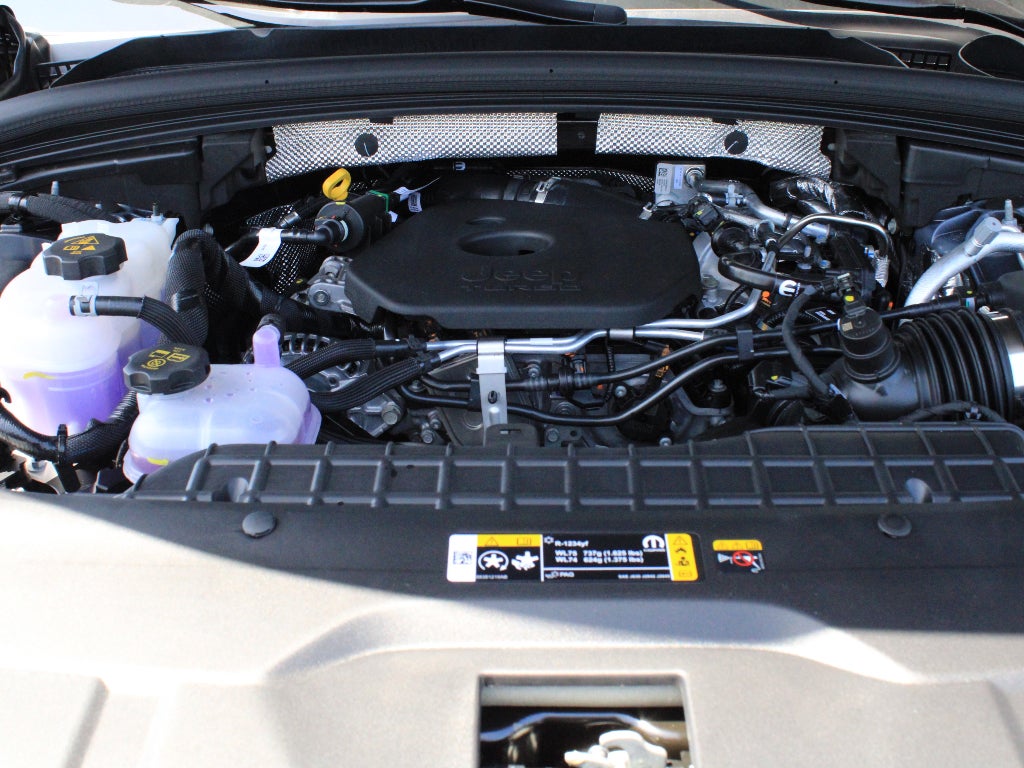2026 Jeep Grand Cherokee L Laredo Altitude