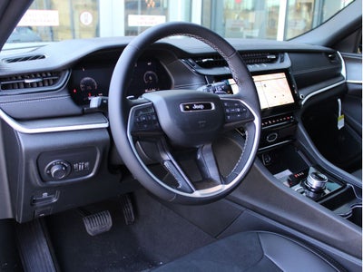 2026 Jeep Grand Cherokee L Laredo Altitude