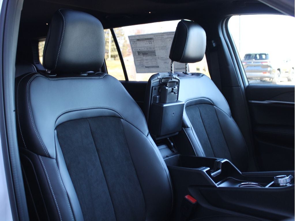 2026 Jeep Grand Cherokee L Laredo Altitude