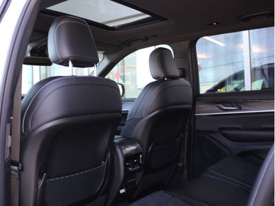 2026 Jeep Grand Cherokee L Laredo Altitude