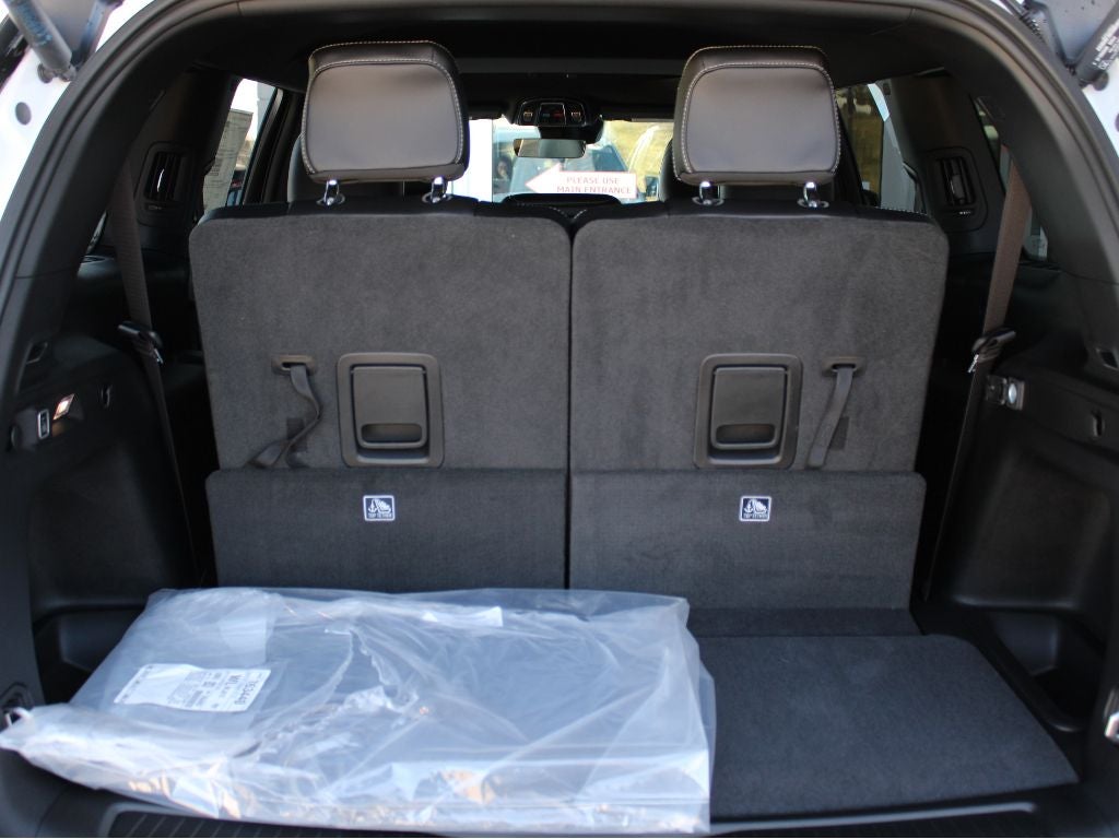 2026 Jeep Grand Cherokee L Laredo Altitude