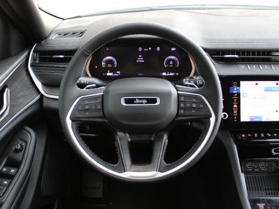 2026 Jeep Grand Cherokee L Laredo Altitude