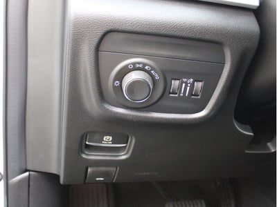 2026 Jeep Grand Cherokee L Laredo Altitude