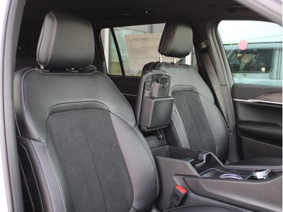 2026 Jeep Grand Cherokee L Laredo Altitude