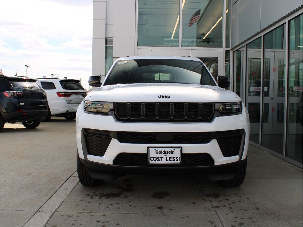 2026 Jeep Grand Cherokee L Laredo Altitude