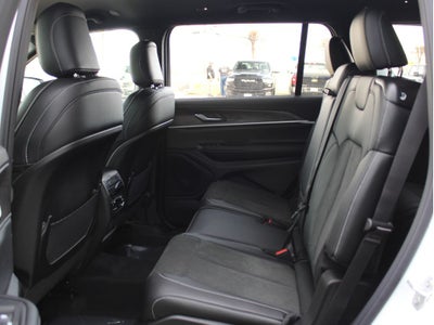 2026 Jeep Grand Cherokee L Laredo Altitude