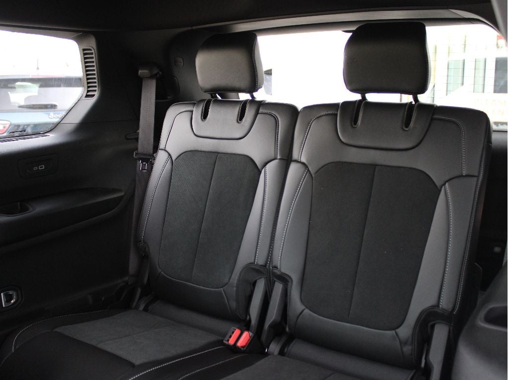 2026 Jeep Grand Cherokee L Laredo Altitude
