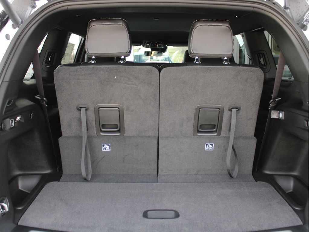2026 Jeep Grand Cherokee L Laredo Altitude