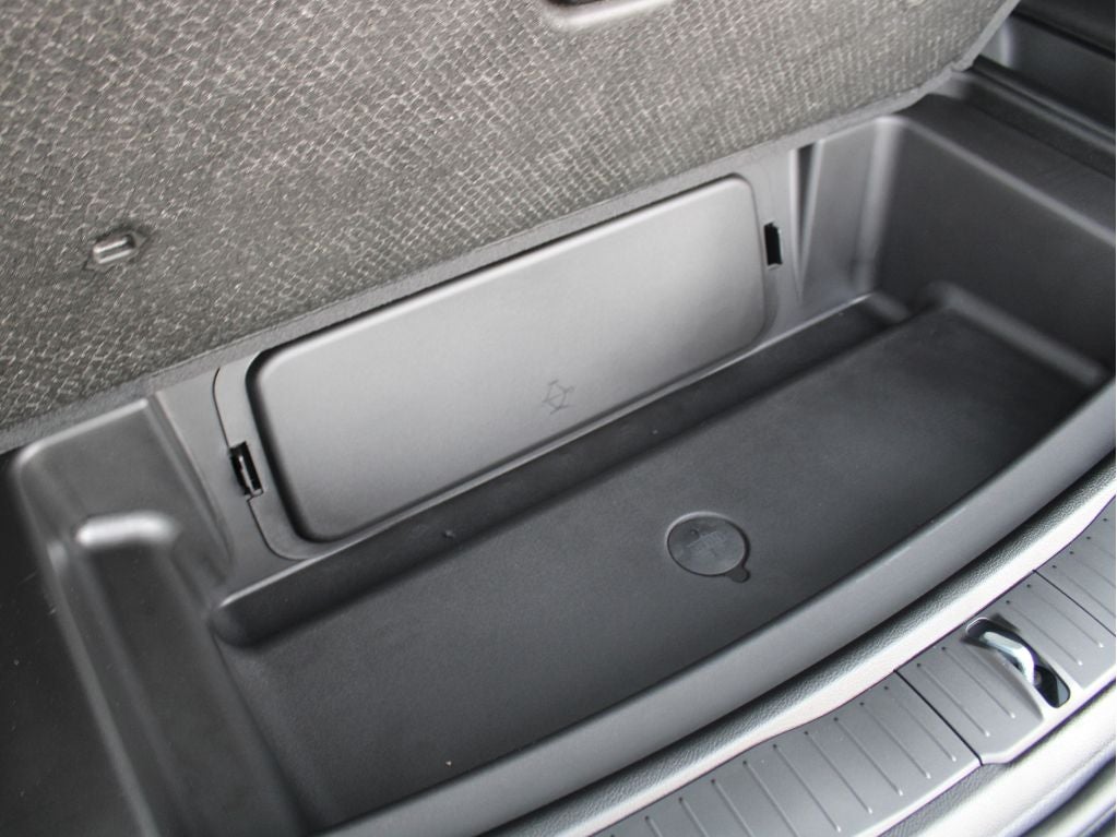 2026 Jeep Grand Cherokee L Laredo Altitude