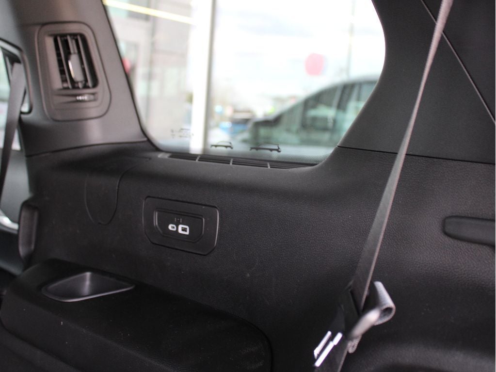 2026 Jeep Grand Cherokee L Laredo Altitude