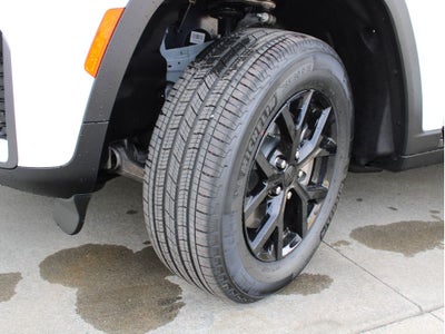 2026 Jeep Grand Cherokee L Laredo Altitude